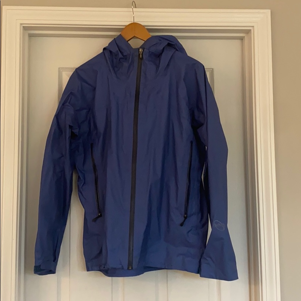 Patagonia women’s outwear jacket